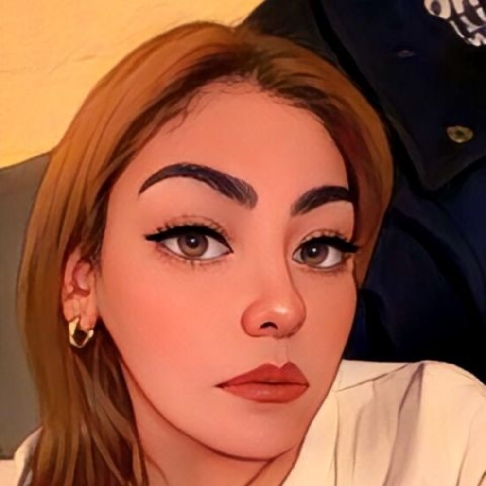 Meet your Posher, Alicia